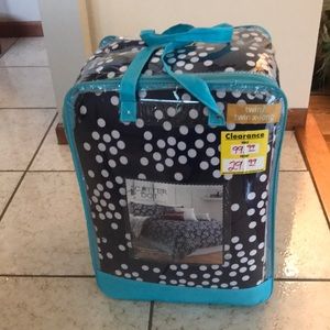 A two piece twin extra large comforter set